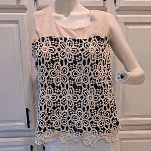 Buttons Floral Lace Overlay Blouse in Cream and Navy